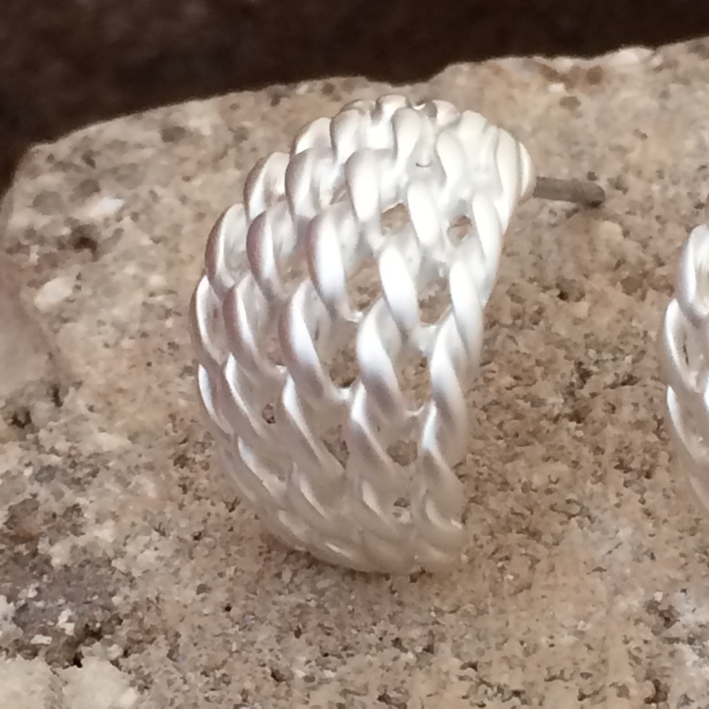 Small Stud Earrings - Picture 6 of 7